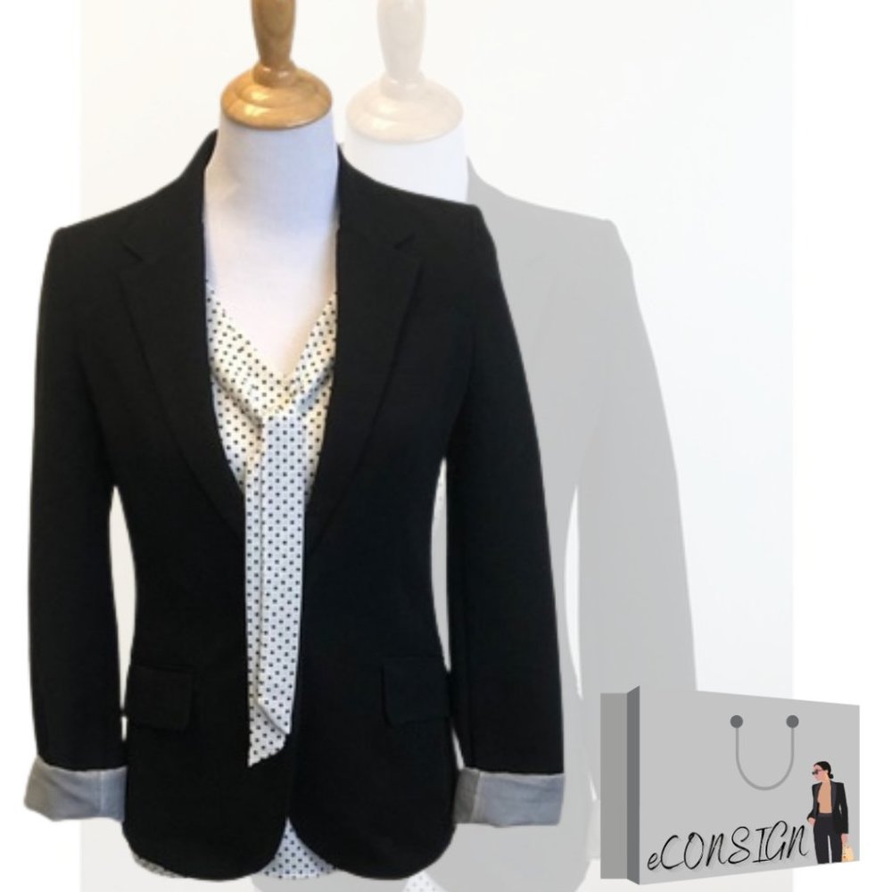 | Black Blazer |